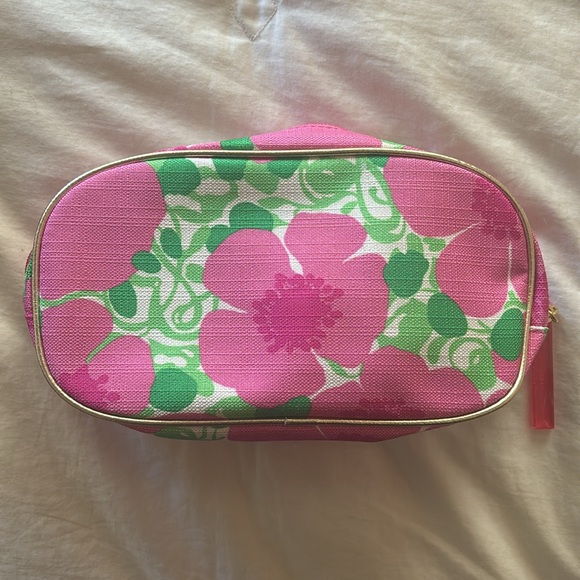 Beauty Bundle Lilly Pulitzer Cosmetic Bag Eye Tarte Brushes Masks Socks Ulta - Picture 10 of 14
